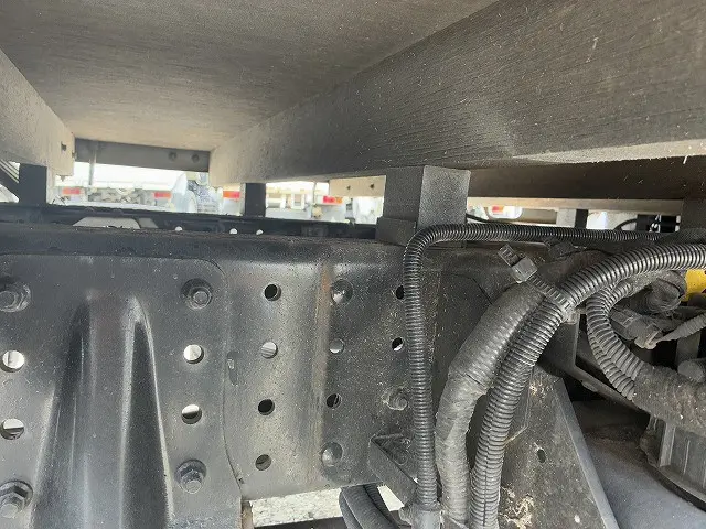三菱 キャンター TPG-FBA00(4WD)の写真38