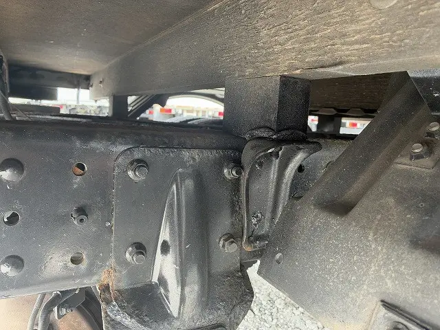 三菱 キャンター TPG-FBA00(4WD)の写真39