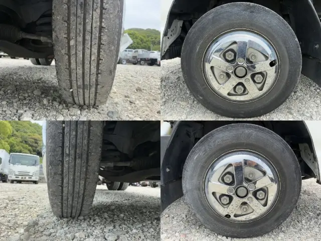 いすゞ エルフ BKG-NKR85A(2WD)の写真16