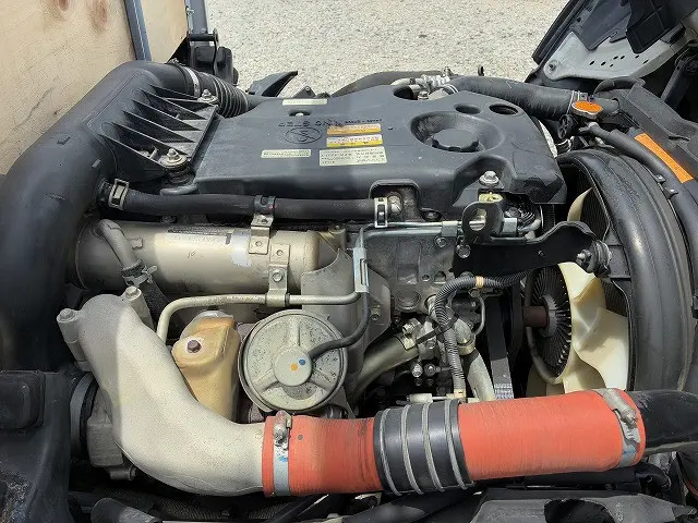 いすゞ エルフ BKG-NKR85A(2WD)の写真27