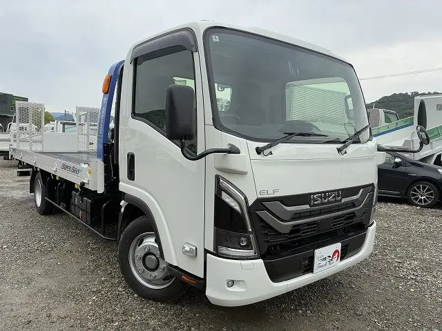 いすゞ エルフ 2RG-NPR88AN(2WD)の写真3