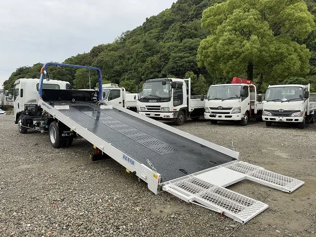いすゞ エルフ 2RG-NPR88AN(2WD)の写真13