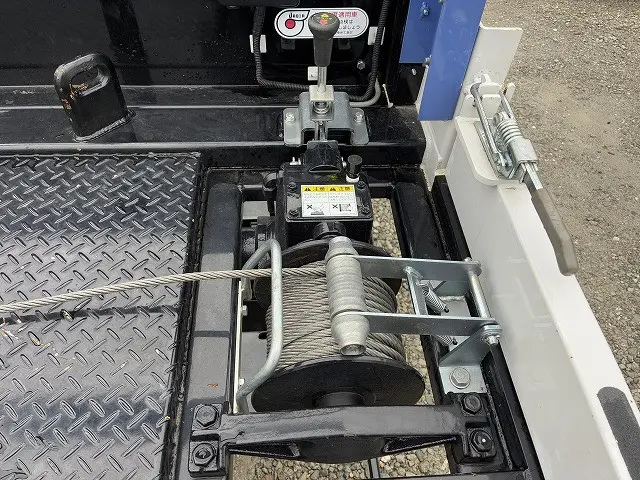 いすゞ エルフ 2RG-NPR88AN(2WD)の写真37