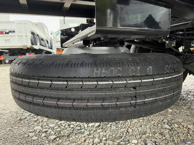 いすゞ エルフ 2RG-NPR88AN(2WD)の写真45