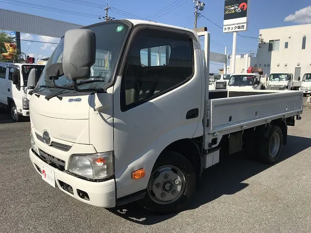 日野 デュトロ SKG-XZU600M(2WD)の写真1