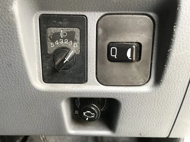 三菱 キャンター PDG-FE74BV(2WD)の写真33