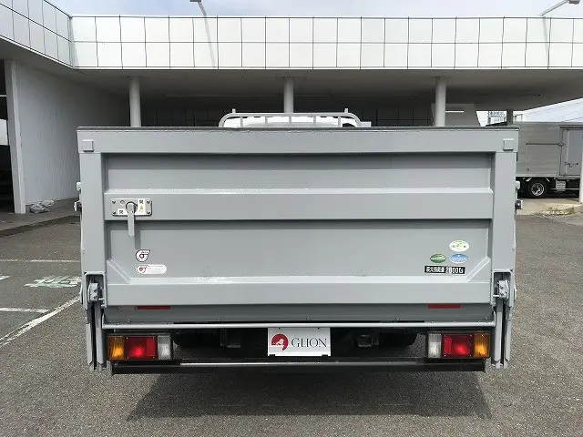 いすゞ エルフ TRG-NPR85AR(2WD)の写真5