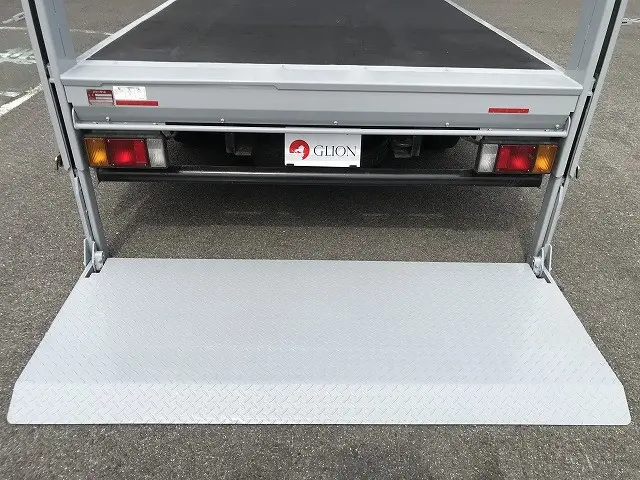 いすゞ エルフ TRG-NPR85AR(2WD)の写真17
