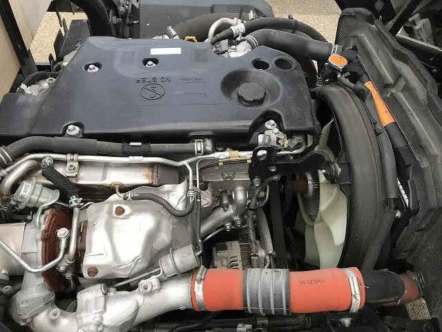 いすゞ エルフ TRG-NPR85AR(2WD)の写真19