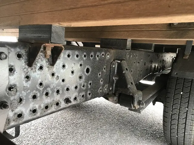 いすゞ エルフ TRG-NPR85AR(2WD)の写真36