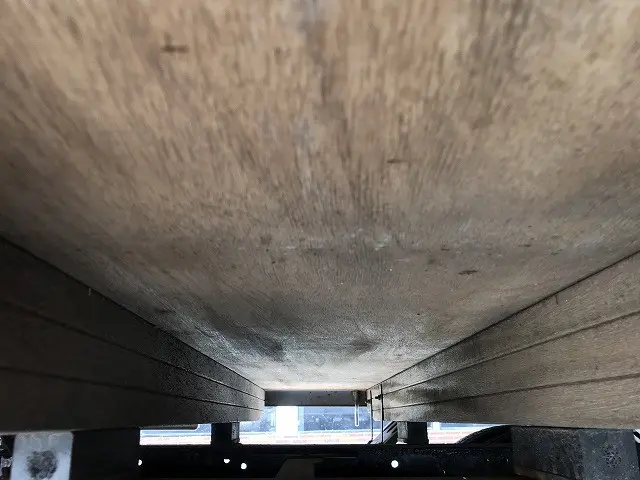 いすゞ エルフ TRG-NPR85AR(2WD)の写真38