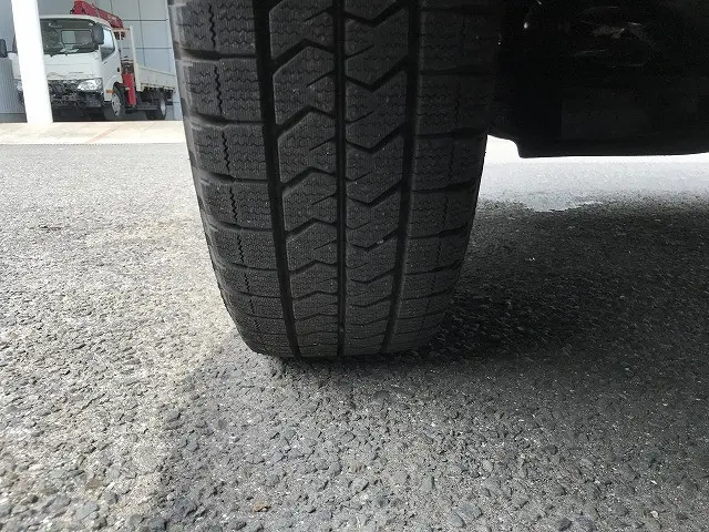 いすゞ エルフ TRG-NPR85AR(2WD)の写真44