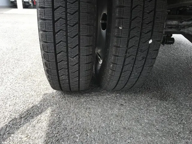 いすゞ エルフ TRG-NPR85AR(2WD)の写真45