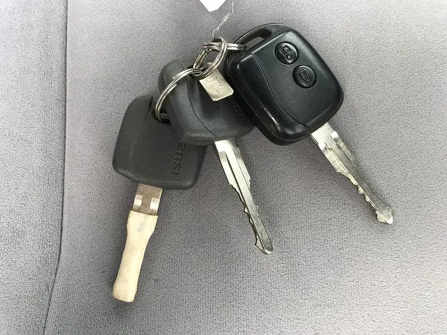 いすゞ エルフ TRG-NPR85AR(2WD)の写真47