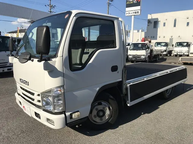 いすゞ エルフ TPG-NJR85A(2WD)の写真9