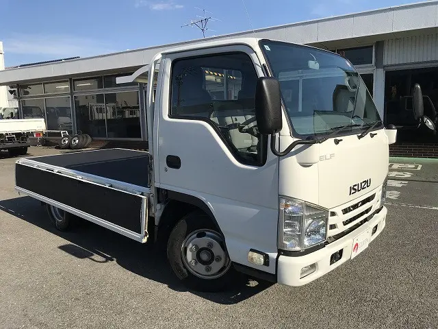 いすゞ エルフ TPG-NJR85A(2WD)の写真10