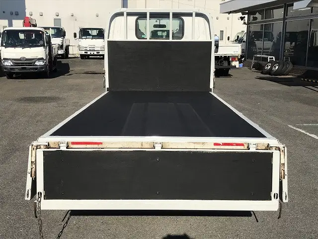 いすゞ エルフ TPG-NJR85A(2WD)の写真12
