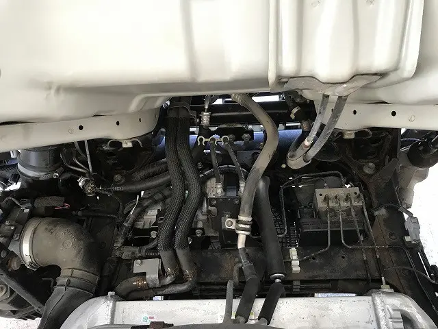 いすゞ エルフ TPG-NJR85A(2WD)の写真21