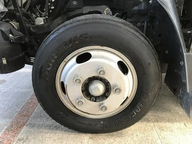 いすゞ エルフ TPG-NJR85A(2WD)の写真24