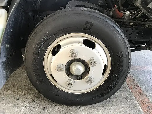 いすゞ エルフ TPG-NJR85A(2WD)の写真27