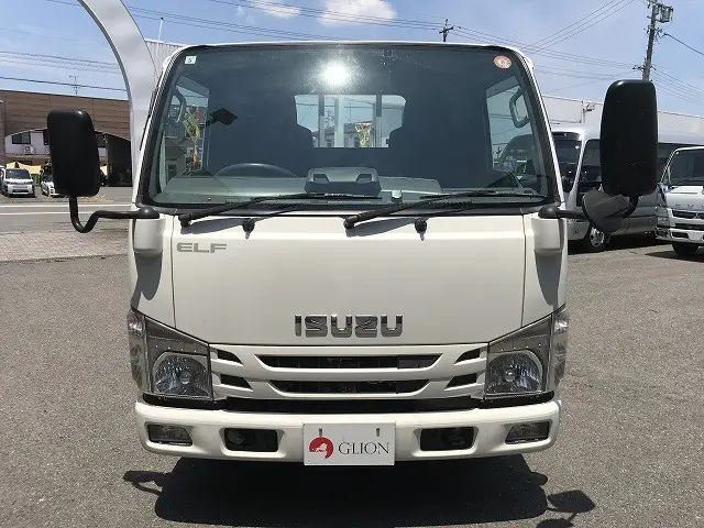 いすゞ エルフ 2RG-NJR88A(2WD)の写真2