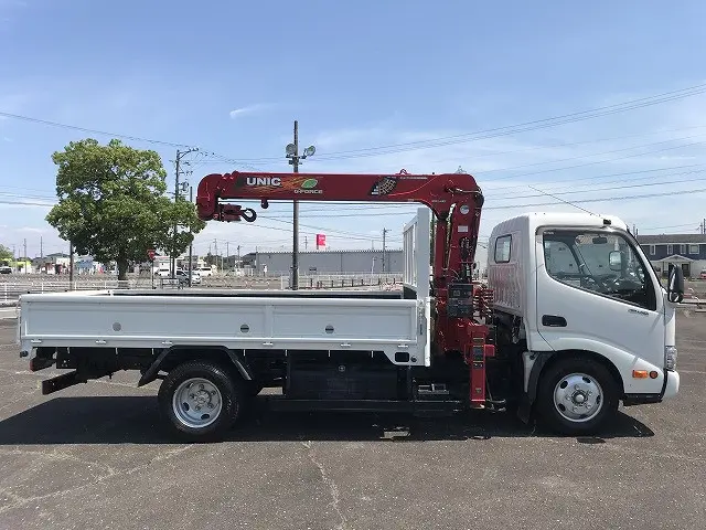 日野 デュトロ TPG-XZU650M(2WD)の写真5