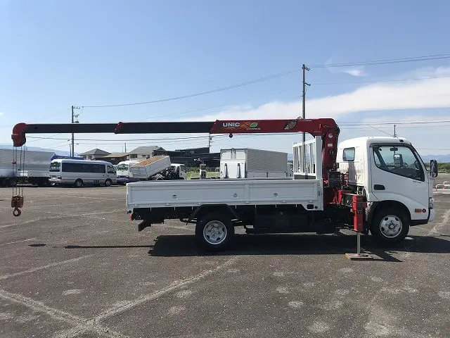 日野 デュトロ TPG-XZU650M(2WD)の写真16