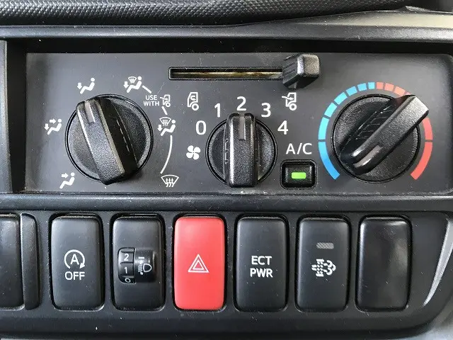 日野 デュトロ TPG-XZU650M(2WD)の写真33