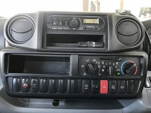 日野 デュトロ TPG-XZU650M(2WD)の写真35
