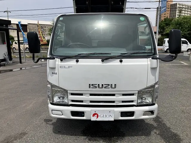 いすゞ エルフ TKG-NKR85AN(2WD)の写真2