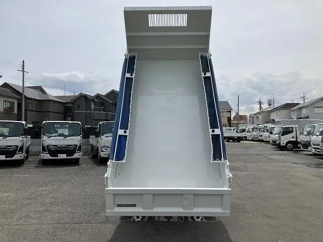 いすゞ エルフ TKG-NKR85AN(2WD)の写真7