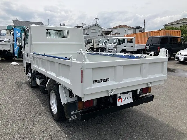 いすゞ エルフ TKG-NKR85AN(2WD)の写真13