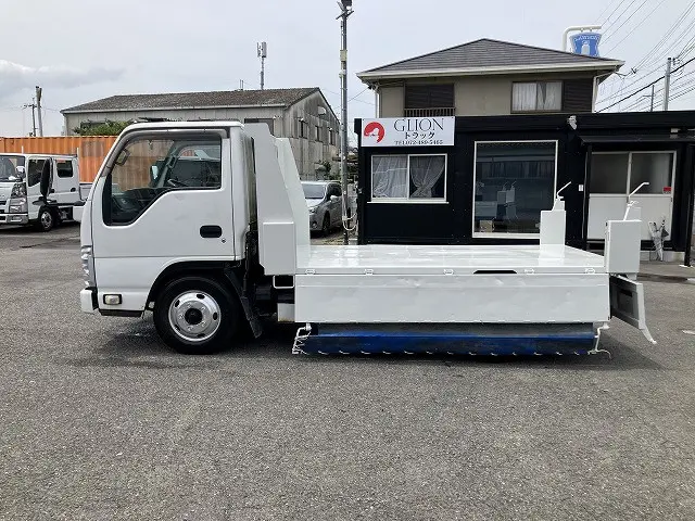 いすゞ エルフ TKG-NKR85AN(2WD)の写真18