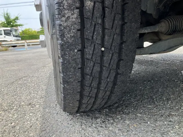 いすゞ エルフ TKG-NKR85AN(2WD)の写真34