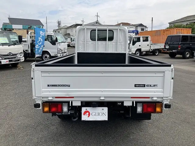 いすゞ エルフ 2TG-NJR88AF(2WD)の写真7