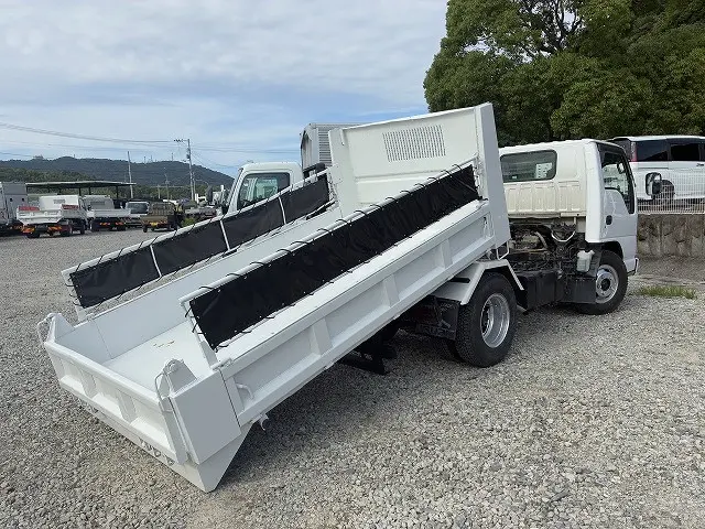 いすゞ エルフ KC-NKR66EP(2WD)の写真8