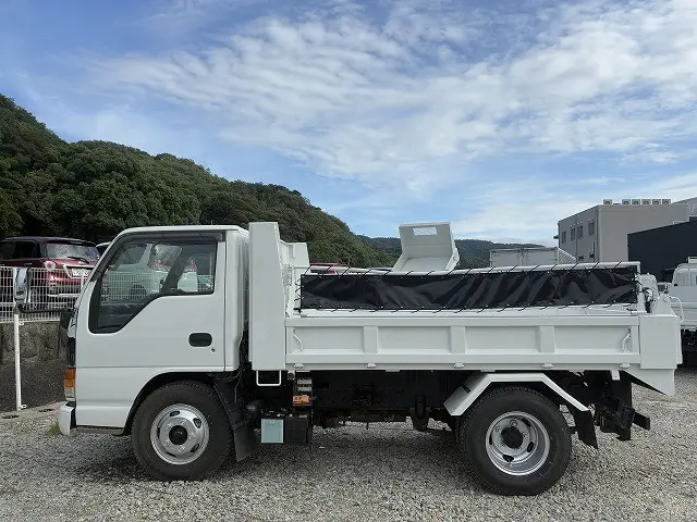 いすゞ エルフ KC-NKR66EP(2WD)の写真11