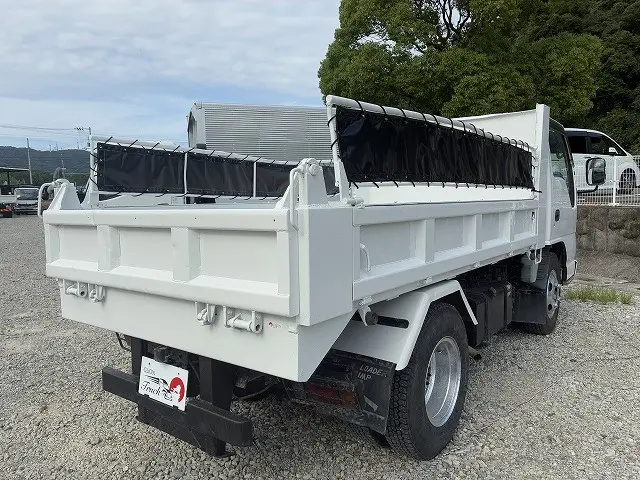 いすゞ エルフ KC-NKR66EP(2WD)の写真15