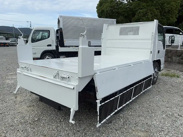 いすゞ エルフ KC-NKR66EP(2WD)の写真22