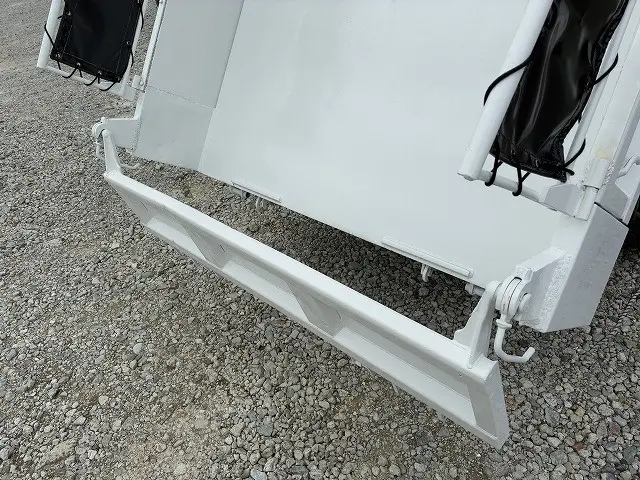いすゞ エルフ KC-NKR66EP(2WD)の写真30