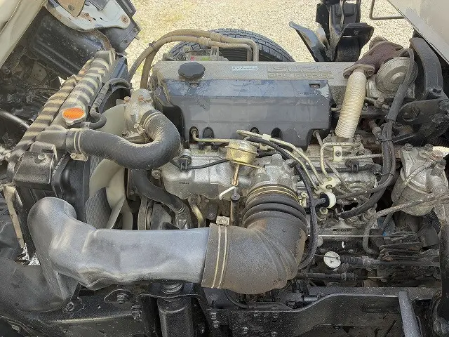 いすゞ エルフ KC-NKR66EP(2WD)の写真38