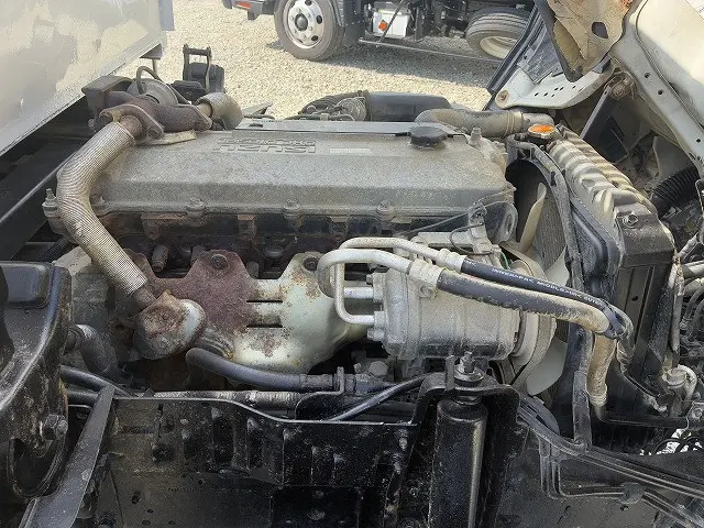 いすゞ エルフ KC-NKR66EP(2WD)の写真41