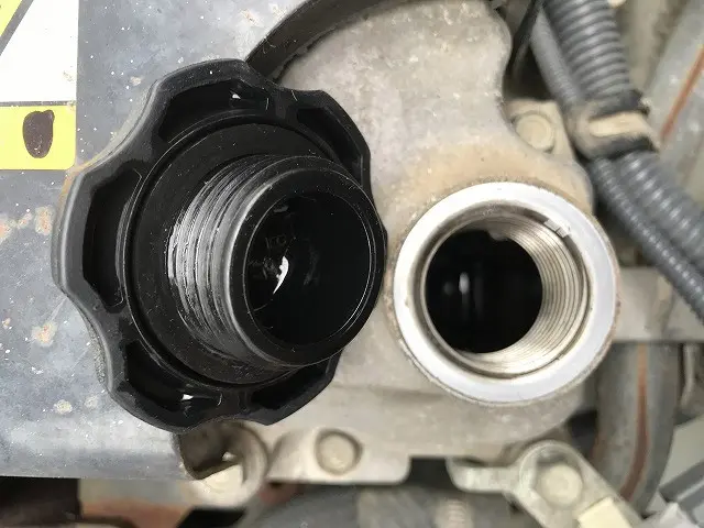 いすゞ フォワード SKG-FRR90S1(2WD)の写真28