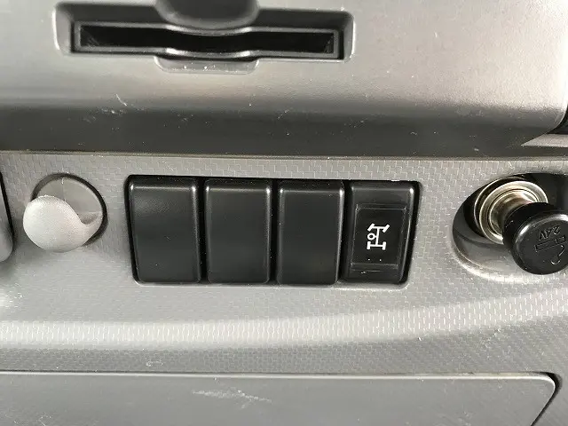 いすゞ フォワード SKG-FRR90S1(2WD)の写真45