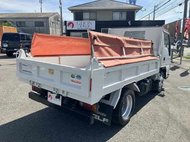 いすゞ エルフ TPG-NKR85AN(2WD)の写真15
