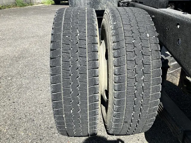 いすゞ エルフ TPG-NKR85AN(2WD)の写真28