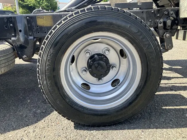 いすゞ エルフ TPG-NKR85AN(2WD)の写真29