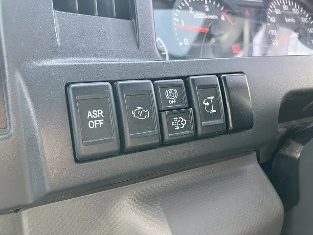 いすゞ エルフ TPG-NKR85AN(2WD)の写真36