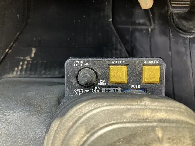 いすゞ エルフ TPG-NKR85AN(2WD)の写真40