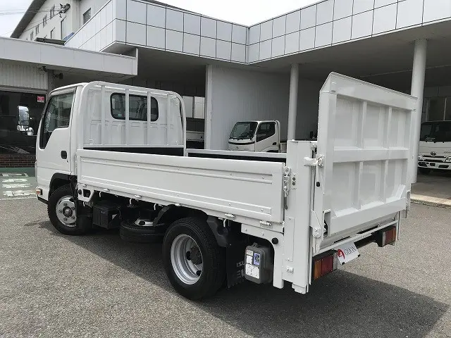 いすゞ エルフ TRG-NJR85A(2WD)の写真4